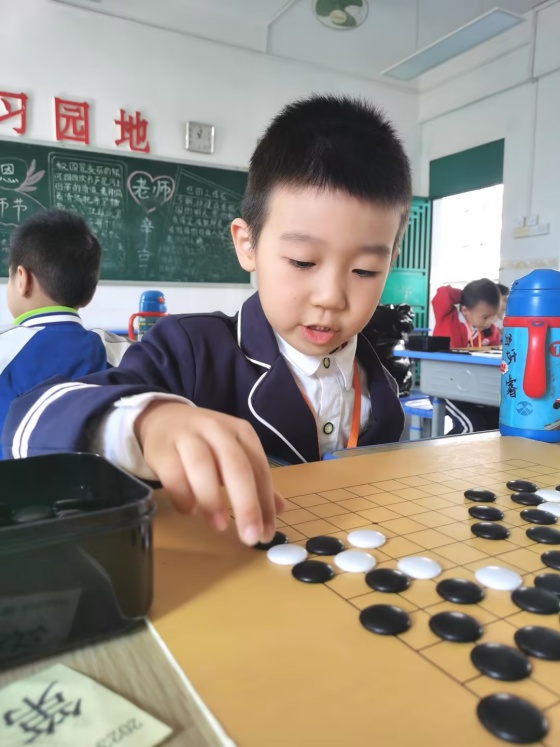 認真下好每一步棋_副本.jpg